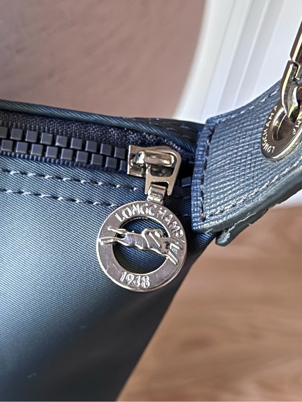 Longchamp Modele Depose TopHandle Crossbody bag - Picture 7 of 15